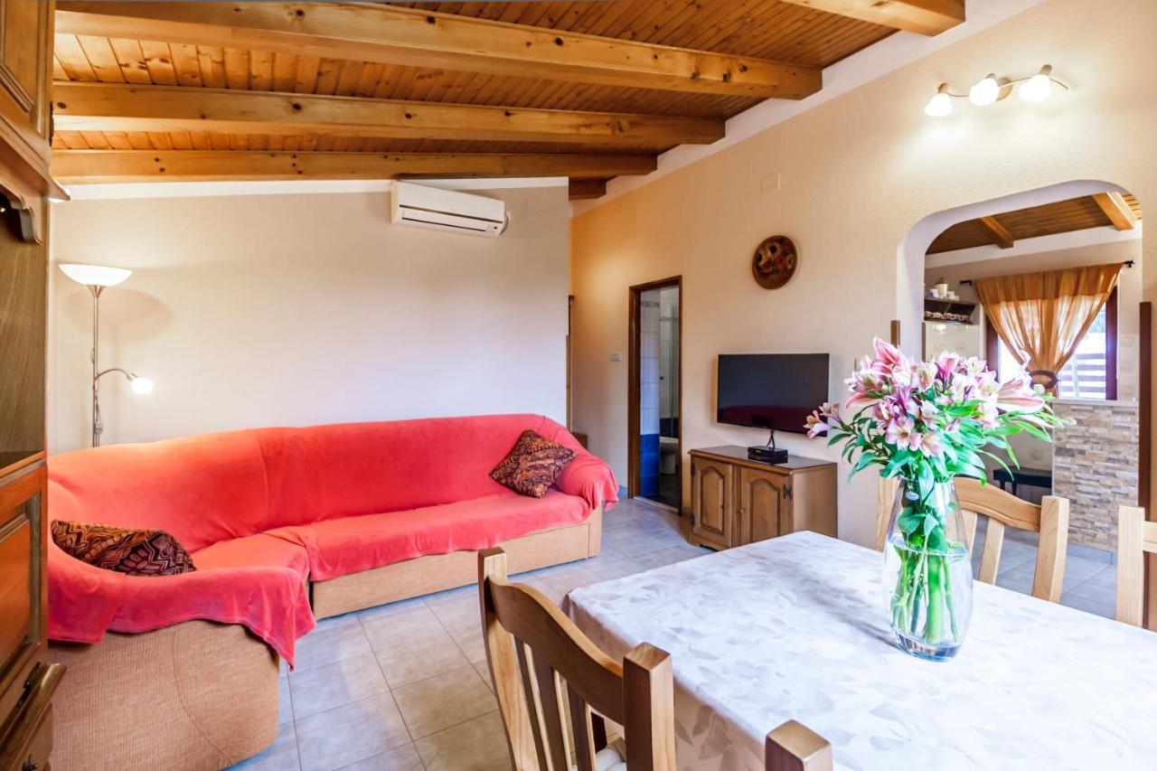Holiday Home Lana Labin  Bagian luar foto