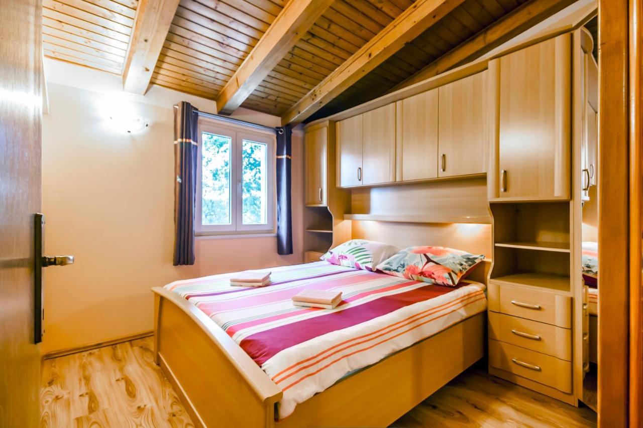 Holiday Home Lana Labin  Bagian luar foto