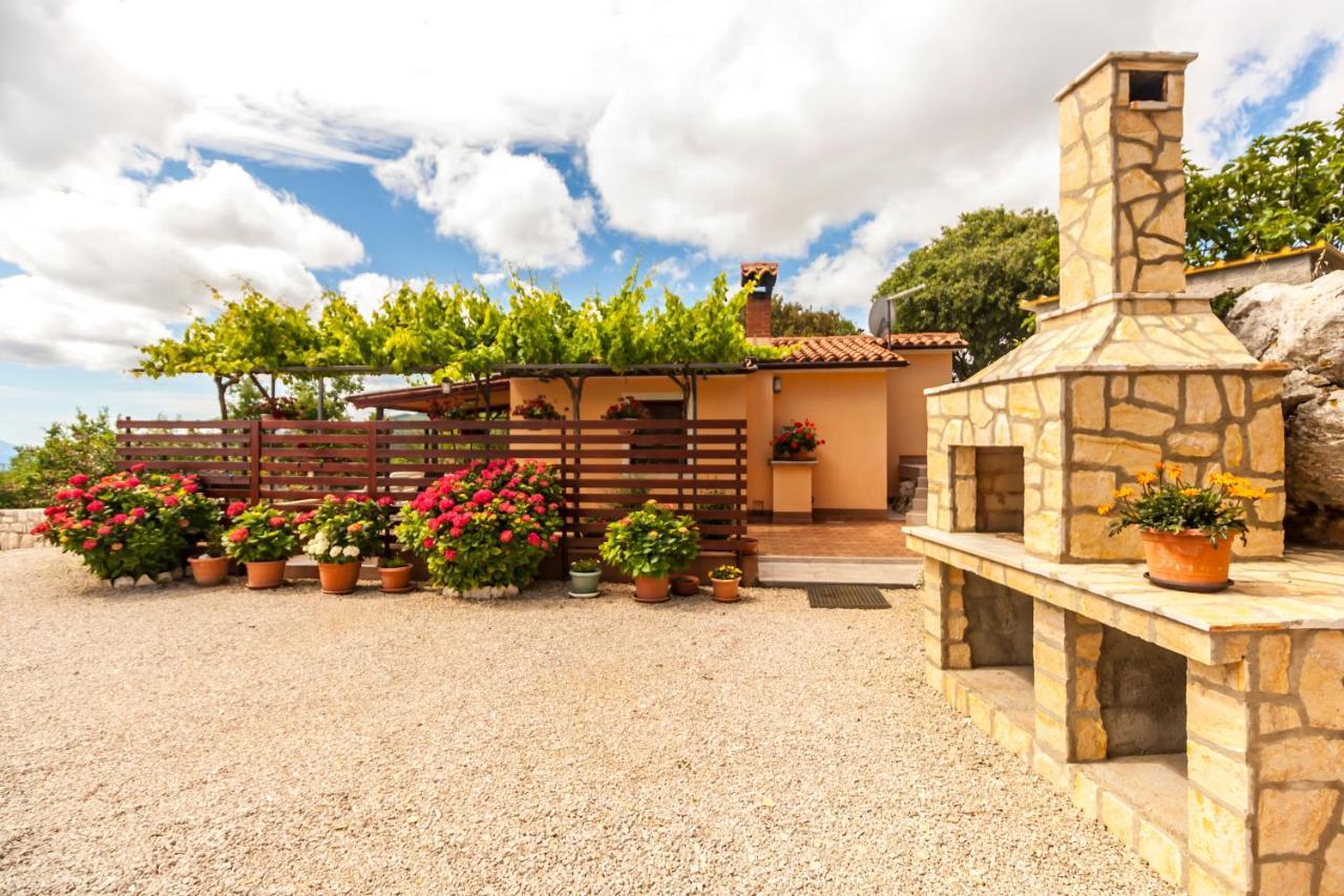 Holiday Home Lana Labin  Bagian luar foto